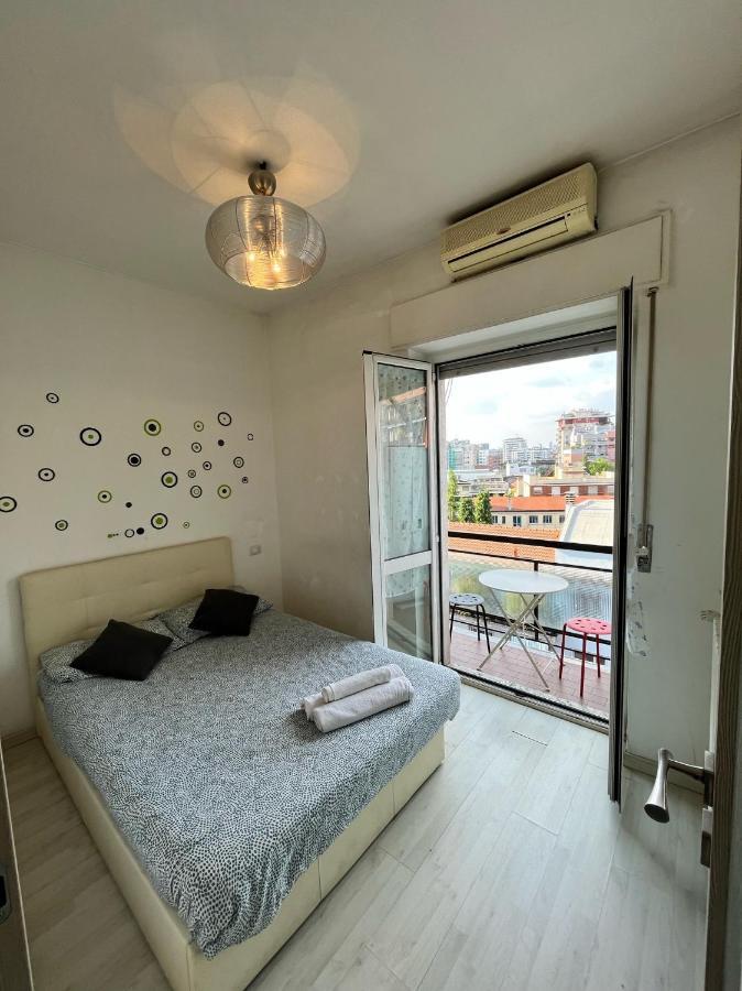 Fondazione Prada Apartment With Balcony Milano Esterno foto