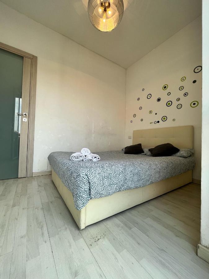 Fondazione Prada Apartment With Balcony Milano Esterno foto